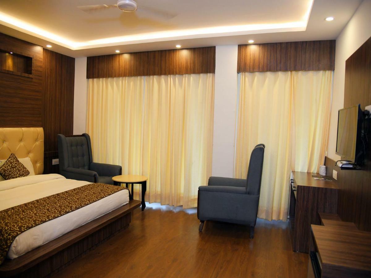 Hotel Trinity Heights 麦罗肯机 外观 照片