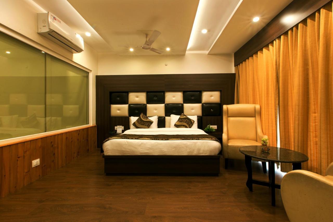 Hotel Trinity Heights 麦罗肯机 外观 照片
